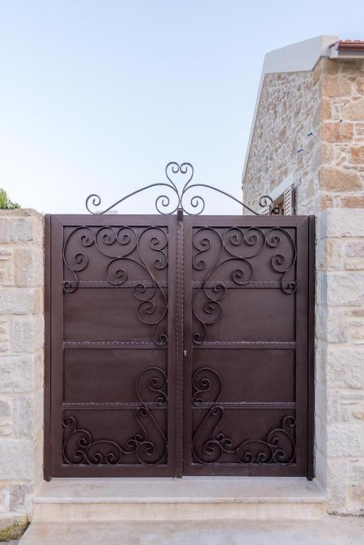 Cretan Rhapsody - Rustick Villa In Siva Sivas Екстер'єр фото